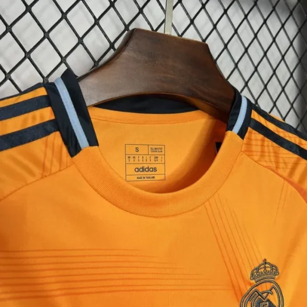 Real Madrid Away Kit 24/25 Football Jersey - Image 4