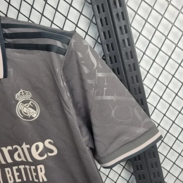 Real Madrid Third Kit 24/25 Football Jersey 1:1 Thai Quality - Image 4