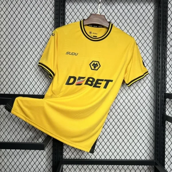 2024/2025 Wolverhampton Wanderers Home Football Shirt 1:1 Thai Quality - Image 2