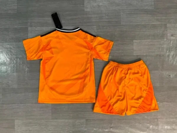 Kids Real Madrid Away Kit 24/25 Football Jersey - Image 8